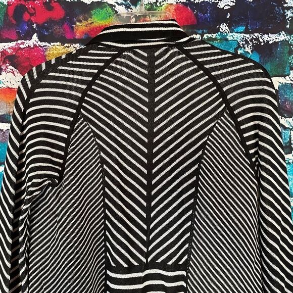 Foxcroft Striped Waterfall Cardigan Sweater Open Front Petite Small Black White - Picture 8 of 8